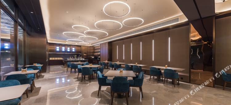 桔子水晶上海虹桥国展中心前湾印象城酒店图片