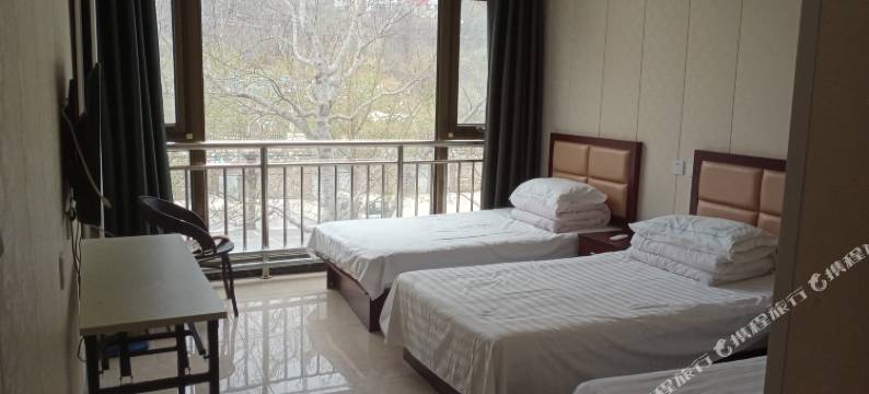 玻璃台9号农家院图片