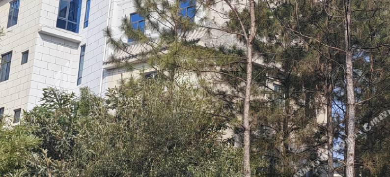 弥勒望湖温泉民宿(湖泉生态园店)图片