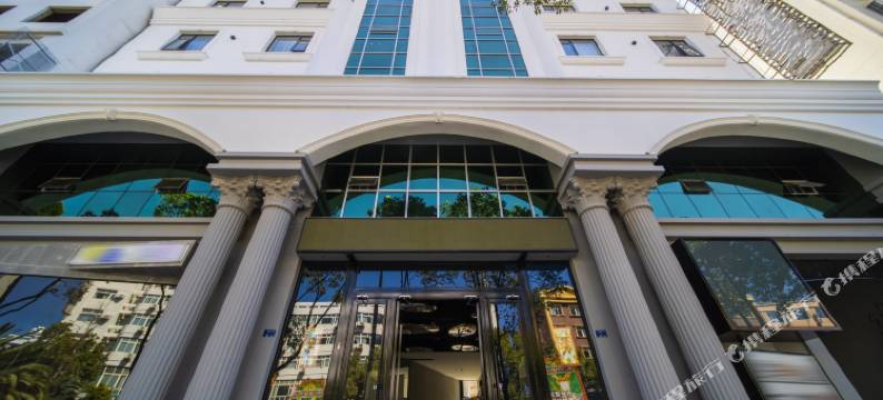 即至·DALI设计师酒店(大理高铁站洱海公园店)图片