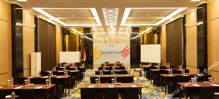 伊格尔霍特尔沃诺索博，由阿扎纳酒店管理(Eagle Hotel Wonosobo, Azana Hotels Collection)图片