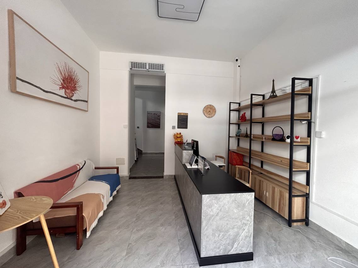 三亚吉阳飞驰住宿旅店