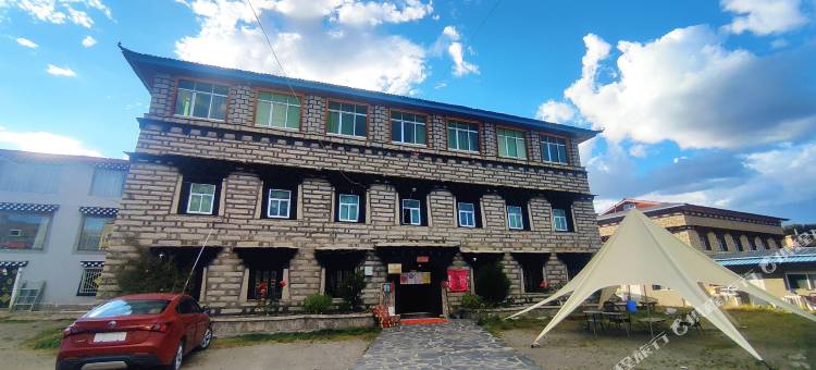 稻城自说自话客栈图片