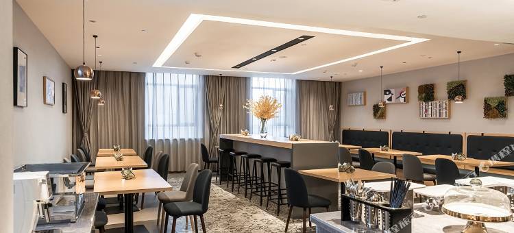 如家商旅酒店(喀什徕宁国际机场博物馆店)图片