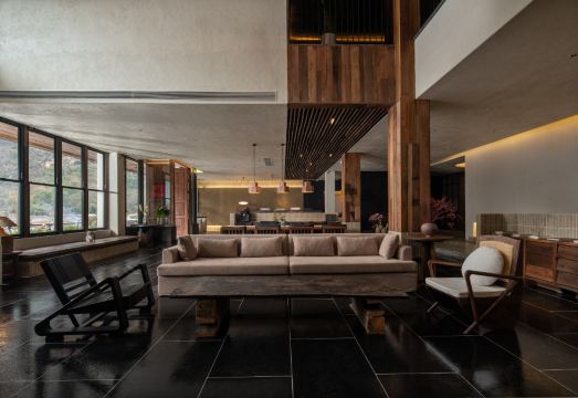 沐野山墅酒店（阳朔遇龙河生态公园桂林千古情店）外景图