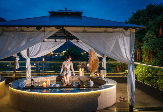 RelaxCan丽宽汤泉酒店（峨眉山风景区报国寺店）外景图