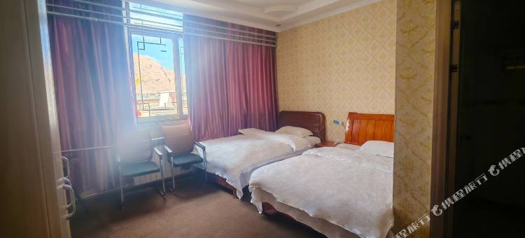 革吉福瑞酒店图片