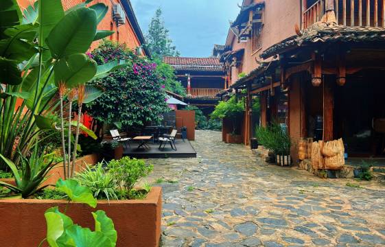 普者黑秋拾贰客栈