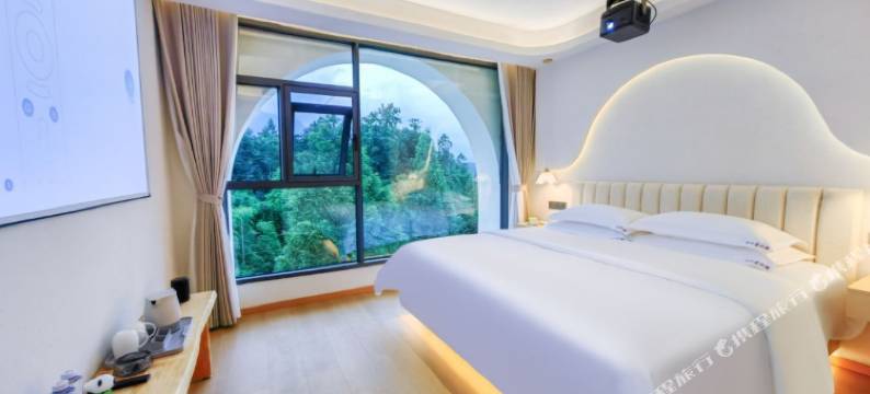 雅安沁心·麓云谣民宿(碧峰峡景区店)图片