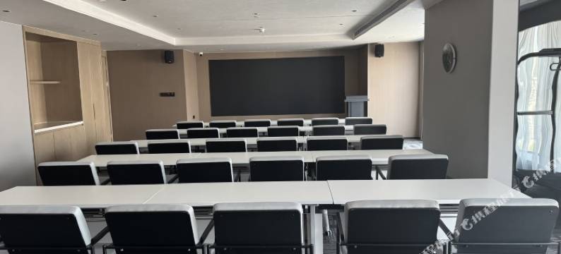 维也纳酒店(达州南外奥莱购物广场店)图片