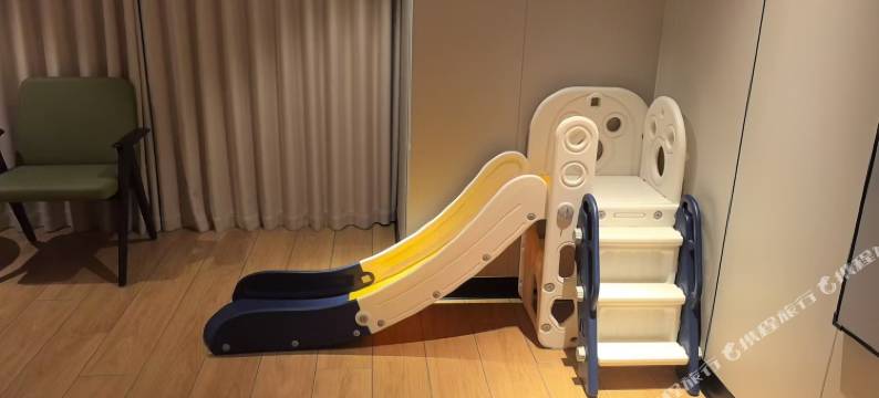 花漾南洋｜美宿一方·南洋花设计师酒店(漳州碧湖万达广场店)图片