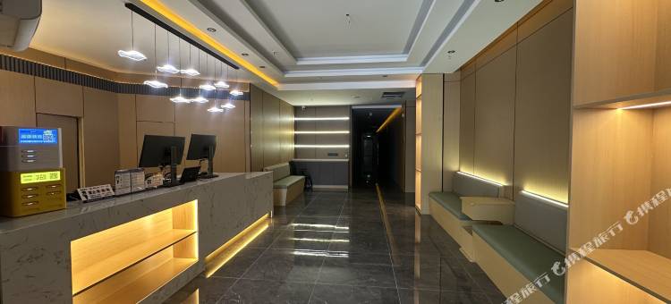京洲汇商务酒店(环球度假区九棵树地铁站店)图片
