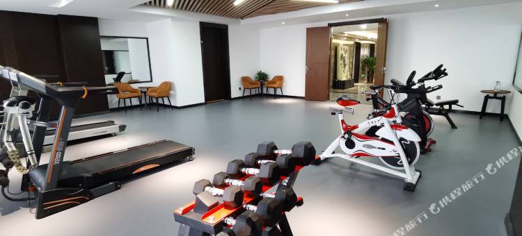 九源酒店(乌鲁木齐高铁站店)图片