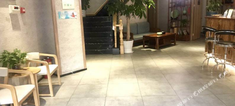 度美酒店(杭州钱江新城近江地铁站店)图片