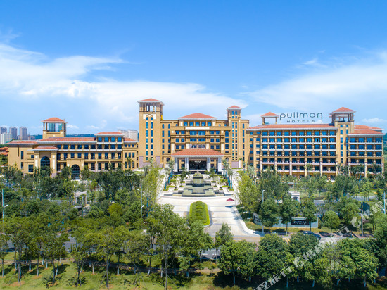 岳阳铂尔曼酒店