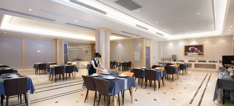 维也纳国际酒店(赣州石城琴江公园店)图片