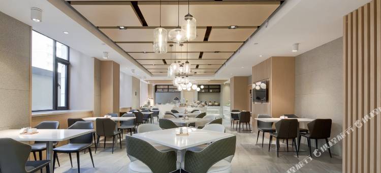 济南东站工业北路亚朵酒店图片