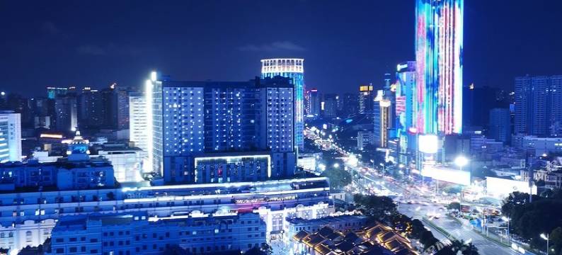 半夜SanGeng公寓(民生路步行街1号分店)图片