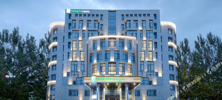 哈尔滨松北智选假日酒店(冰雪大世界店)图片