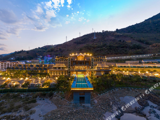 泸水登埂温泉半山酒店