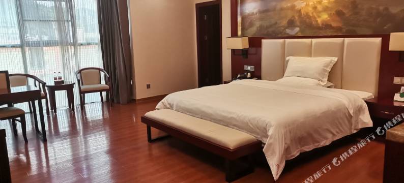 姑娘江酒店(马山体育广场店)图片