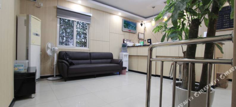 上海豪尚商务宾馆(新华医院店)图片