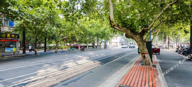 印象假日酒店(焦作火车站高铁站店)图片