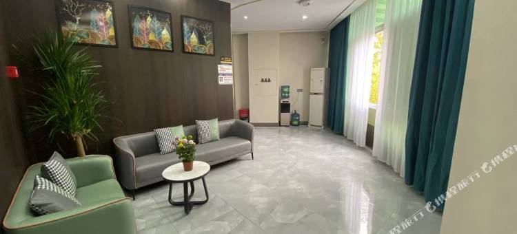 鹿鸣酒店(汽车客运总站店)图片
