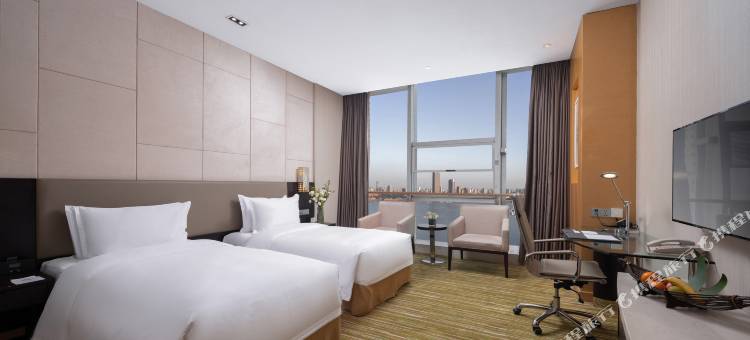 南昌江景假日酒店图片