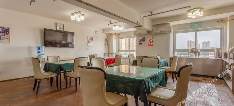成都柒喜酒店(龙泉驿川师大成龙校区店)图片