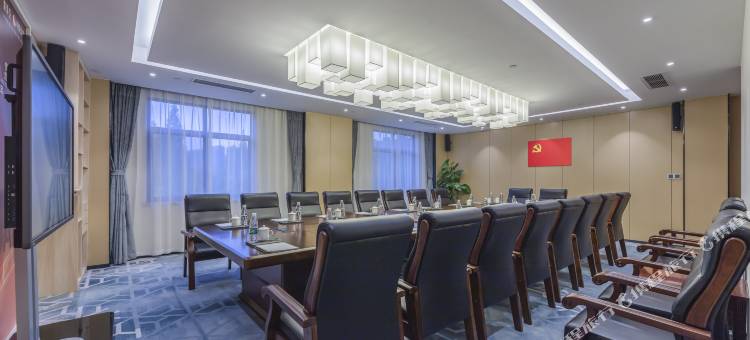 宁波体育宾馆(北仑银泰中河路地铁站店)图片