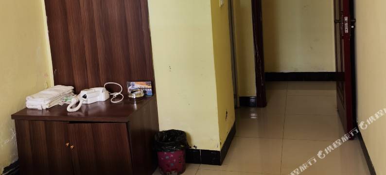 镇雄燕雪宾馆图片