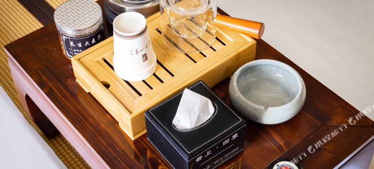 如家云上四季民宿(黑山北广场店)图片