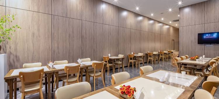 柏曼酒店(柳州鹿寨店)图片