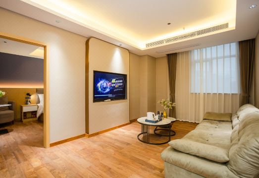 Fanxi Hotel (Chengdu Daxu High-speed Railway Station) Hotel Overview