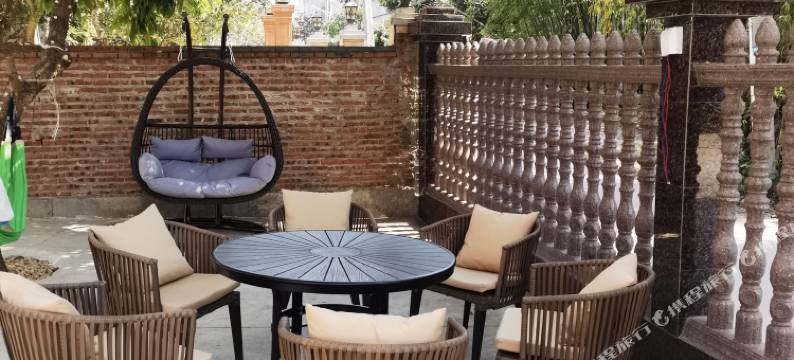 万尾金滩浪花朵朵民宿图片