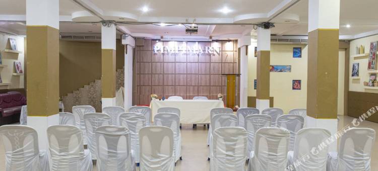 皮姆玛恩海滩酒店(PIMPIMARN BEACH HOTEL)图片