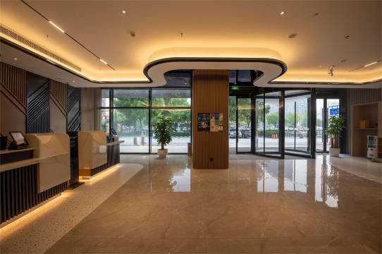 杭州钱江世纪城智选假日酒店预订价格,联系电话位置地址【携程酒店】