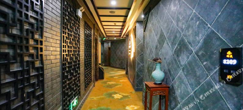 鲸鱼电竞酒店图片