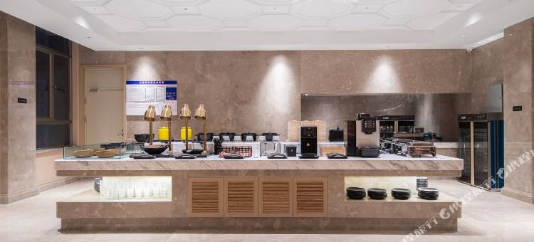 维也纳国际酒店(和田夜市瓯越公馆店)图片