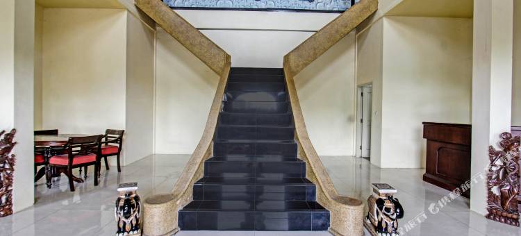 O阿瑜绕道大厦-近格龙环岛(Hotel O Ayu Bypass MansionNearBundaran Gerung)图片