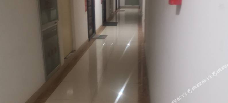 洛阳城屿美宿图片