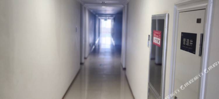 左岸杞里民宿(银川一中敬德夜市店)图片