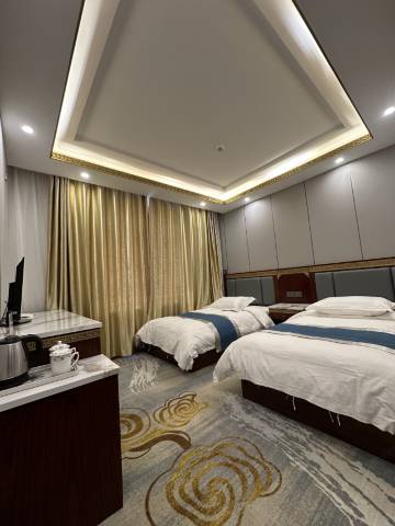 碌曲西仓寺院宾馆