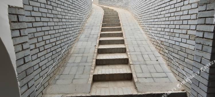 青山地坑院民宿图片