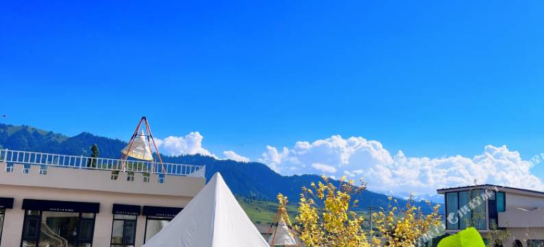 那拉提那兰野舍精品民宿(那拉提旅游风景区店)图片