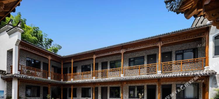 栖曼民宿(月亮湾风景区竹筏漂流起点店)图片