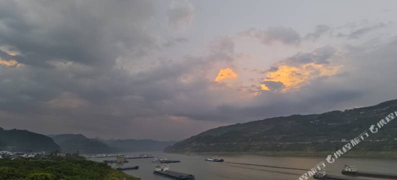 重庆滨江小筑霞照轩民宿图片