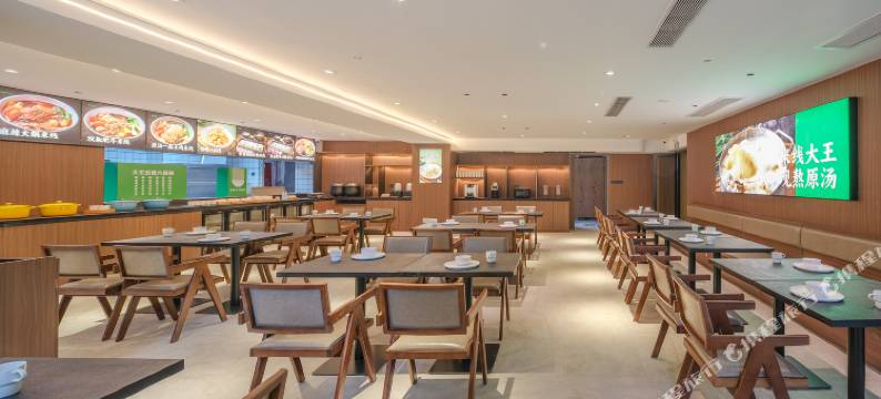 漫悦·闲造十六事城市度假酒店(惠州西湖东站港惠购物中心店)图片