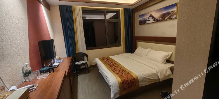 森湖之畔酒店图片